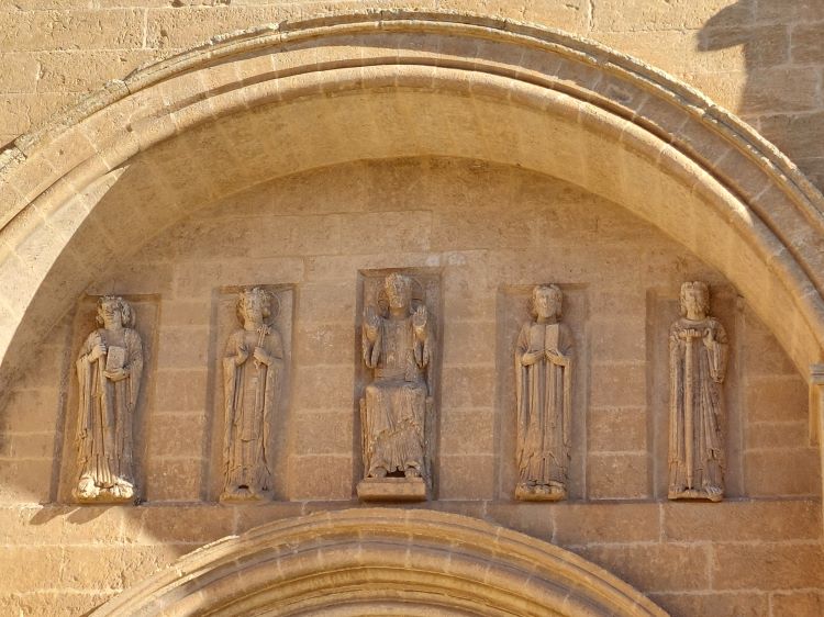 Catedral imágenes románicas